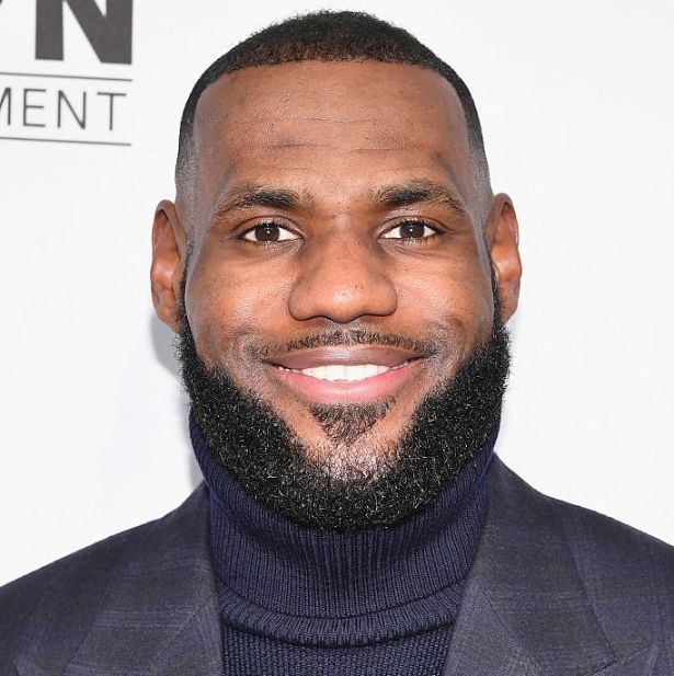 Lebron James Barba Lebron James